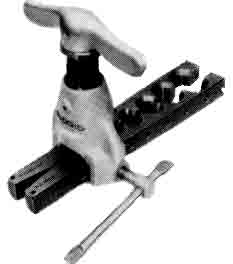 IMPA手冊 編號616776擴管工具和桿式彎管器(圖1) IMPA手冊 編號616776擴管工具和桿式彎管器(圖1)